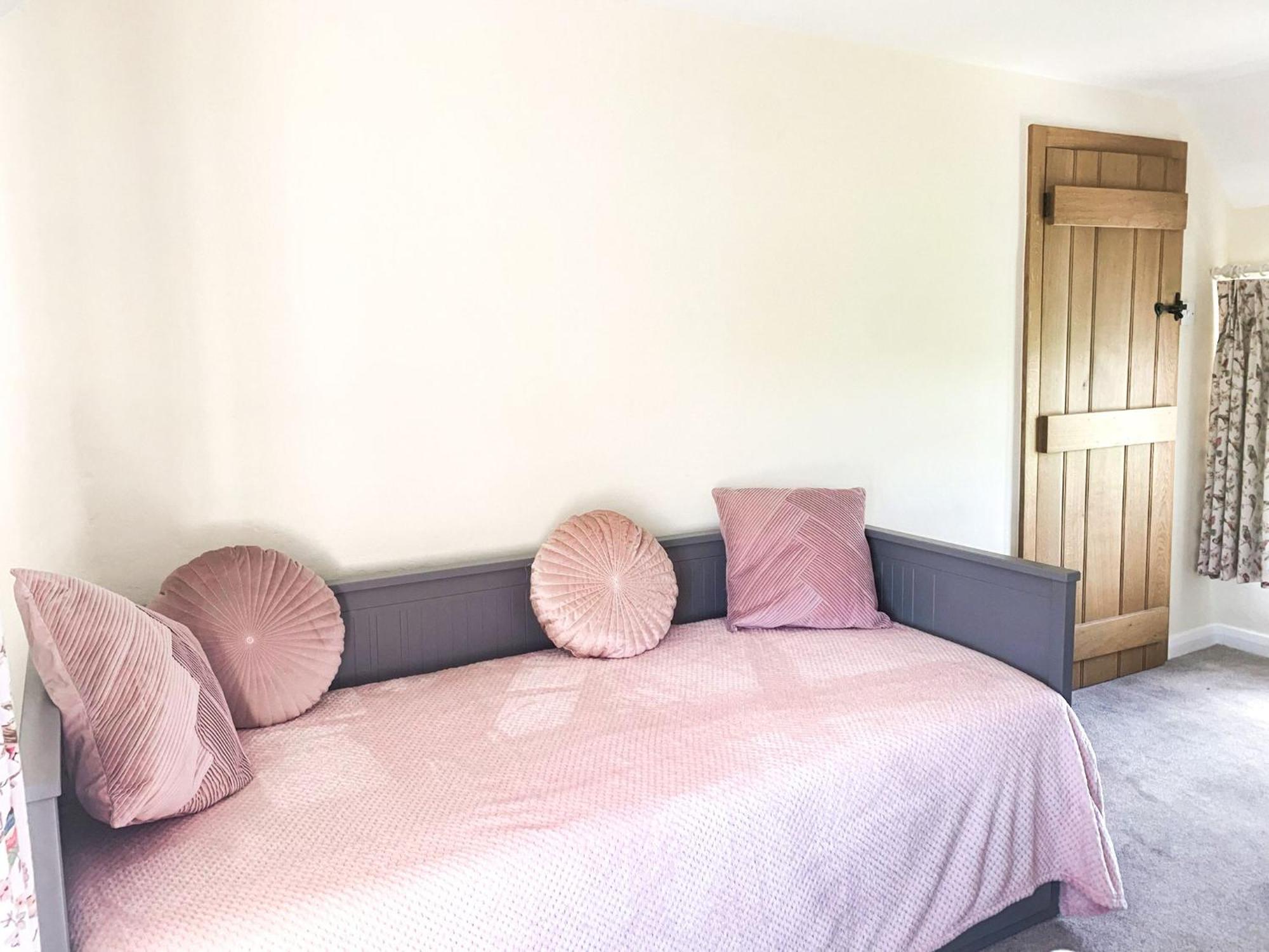 Hollywell Cottages Clifton  Екстер'єр фото